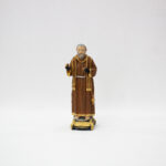 Imagem de São Padre Pio em Gesso de 20cm
